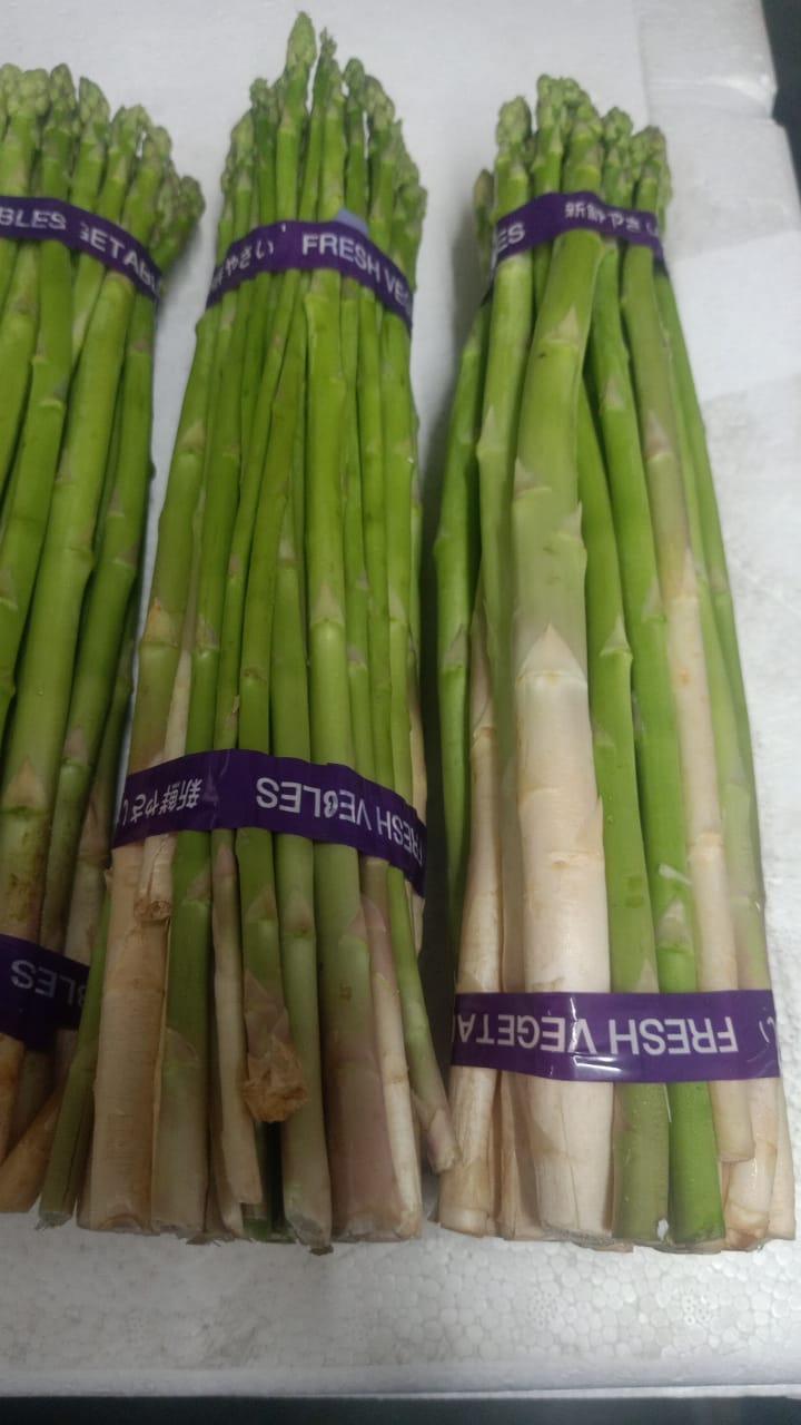 Premium Green Asparagus Thai - reddotgreendot